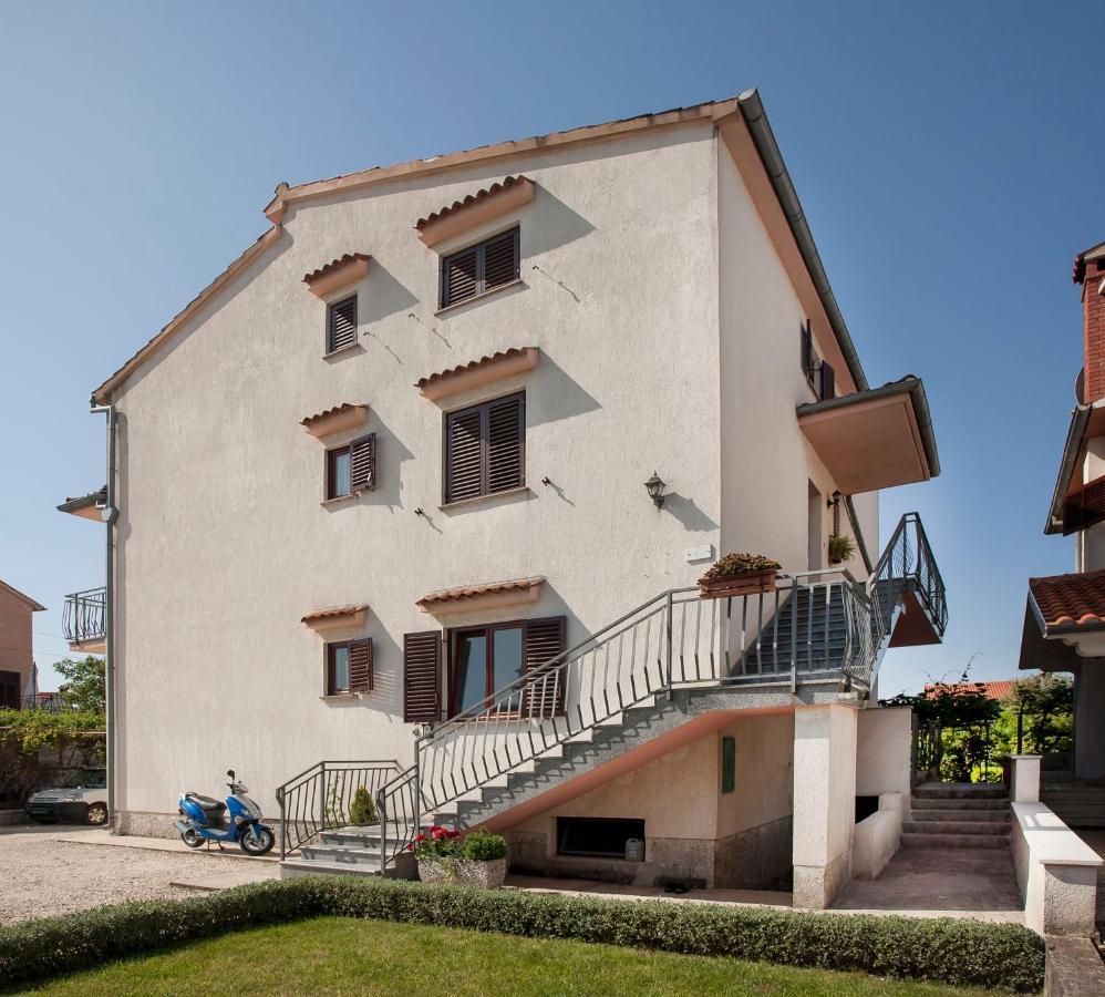 Apartmani Dragica โรวีน ภายนอก รูปภาพ