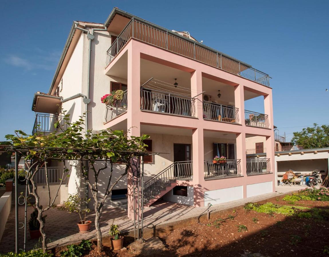 Apartmani Dragica โรวีน ภายนอก รูปภาพ